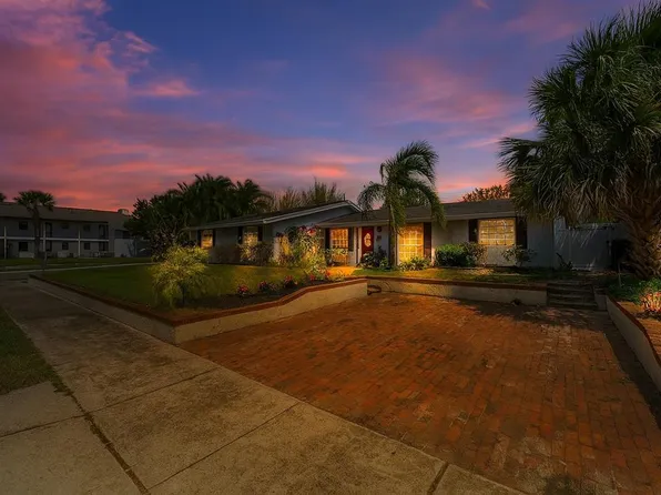 2801 Plaza Terrace Dr, Orlando, FL 32803