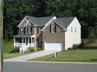 101 Oakmont Ln, King, NC 27021