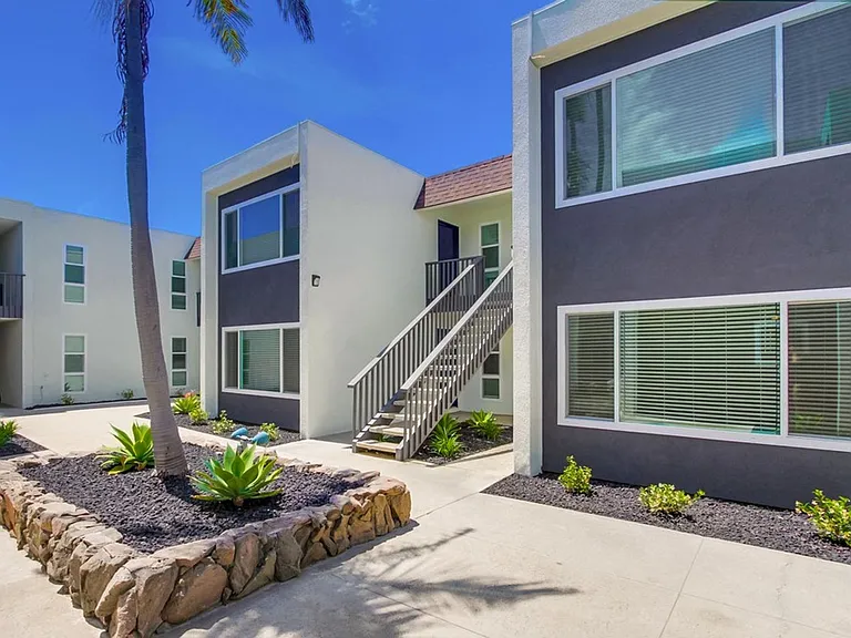 Emerald Beach House — Photo 12
