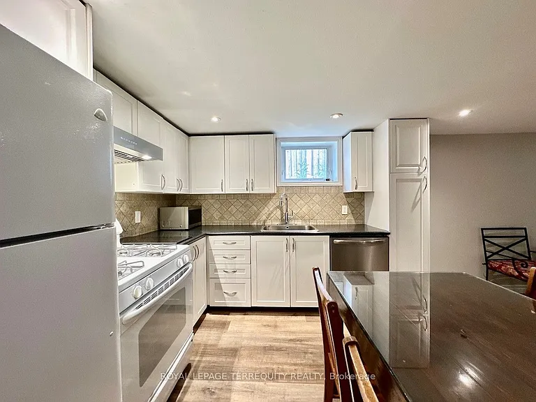113 Scarboro Ave #BASEMENT — Photo 5