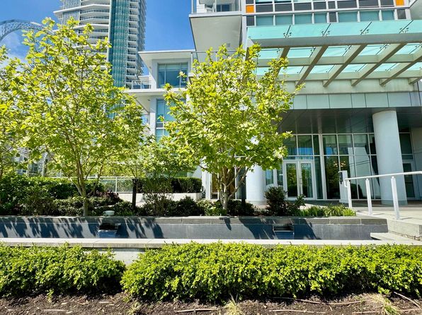 2351 Beta Ave #504, Burnaby, BC V5C 5L7