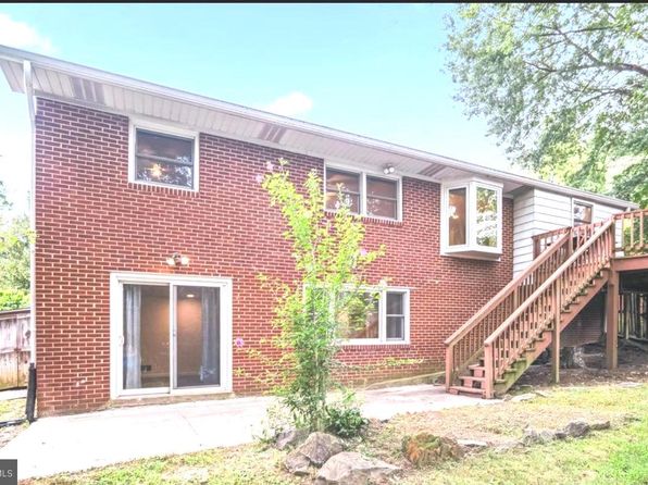 9321B Saint Andrews Pl