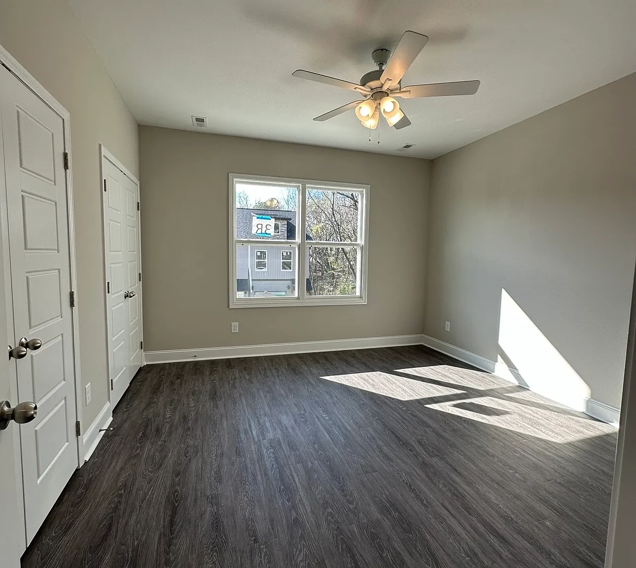 119 West Rossview Road Building 3 - Q — Photo 3