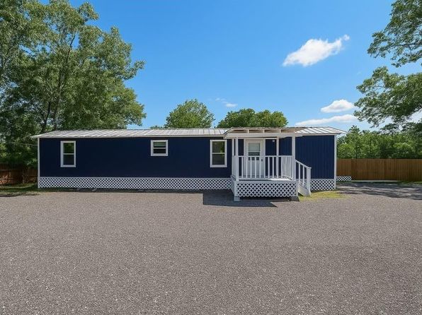 22504 E Martin Dr