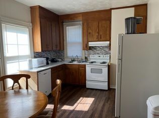 611 Buffalo St #C, Farmville, VA 23901