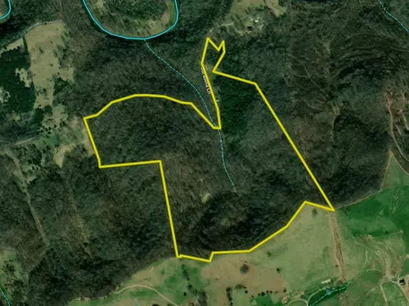 900 Saratoga Ln, Nickelsville, VA 24271
