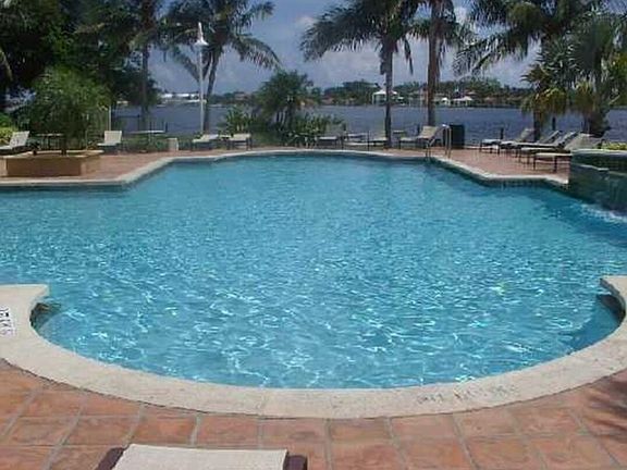 2nd image of 117 Yacht Club Way #111