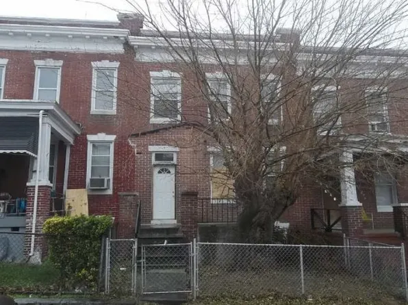 615 Linnard St, Baltimore, MD 21229
