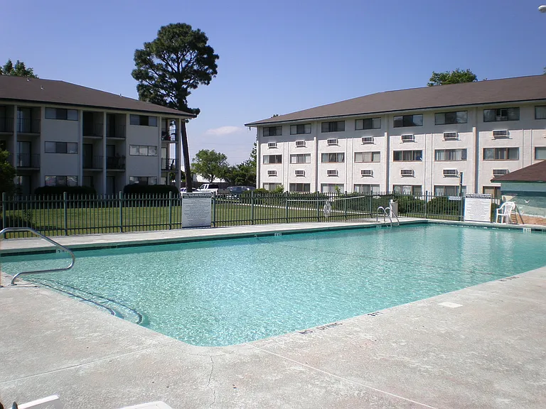 460 Racine Dr #B-302 — Photo 1