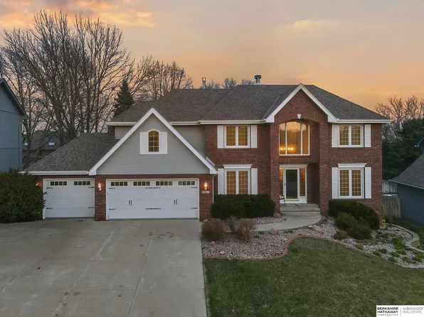 5061 S 174th St, Omaha, NE 68135
