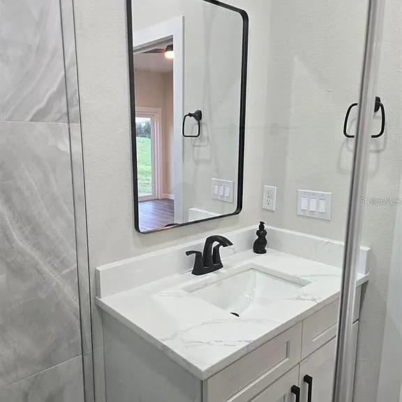 1019 Oak Bluff Dr — Photo 13