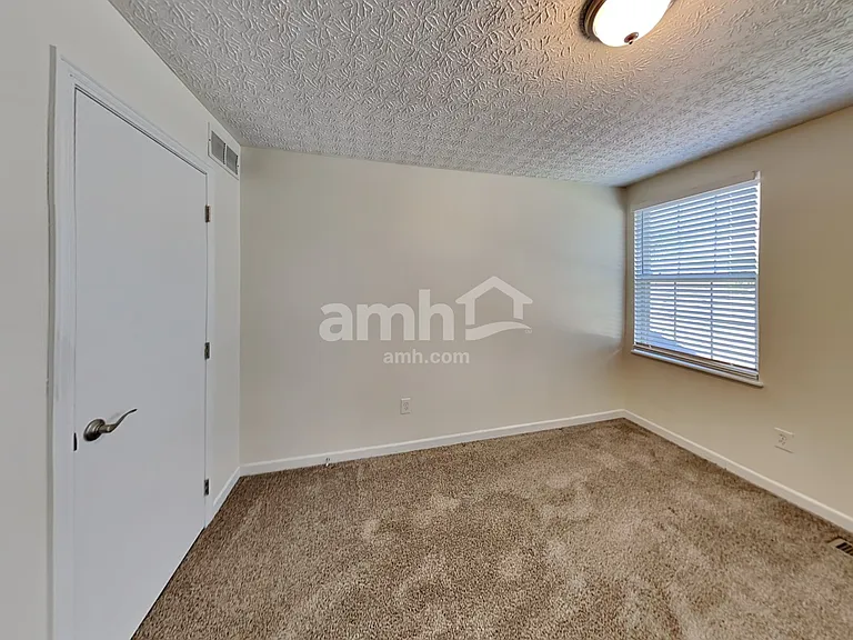 4513 Edgarton Dr — Photo 16