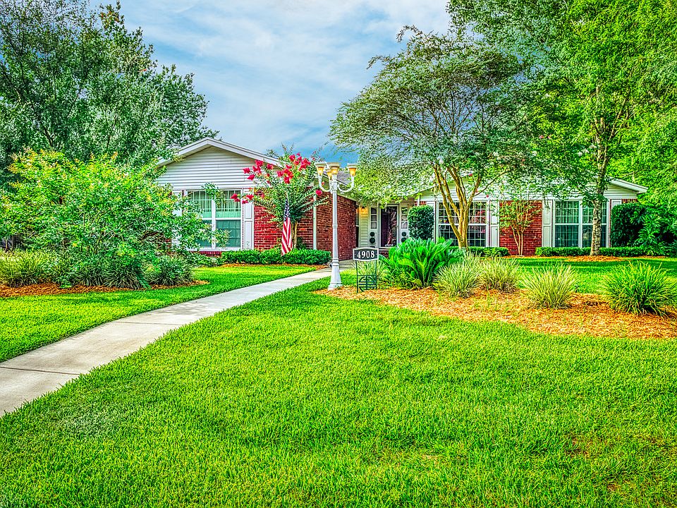 1st image of 4908 NW 16th Pl