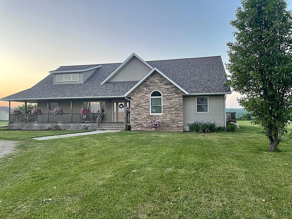 1055 Deckerville Rd, Deckerville, MI 48427 Zillow
