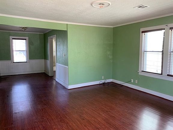 3rd image of 1508 NW Euclid Ave