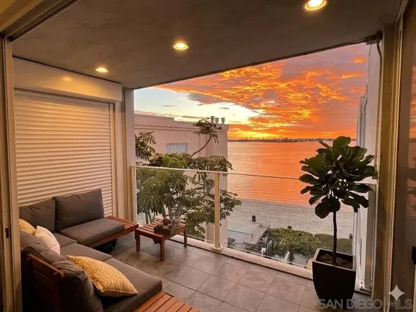 3850 Riviera Dr Unit 3B, San Diego, CA 92109