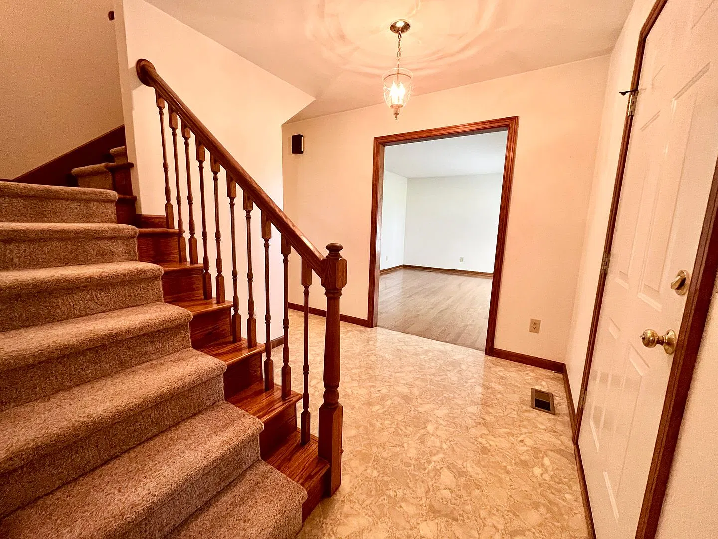 106 Sleepy Hollow Road — Photo 3