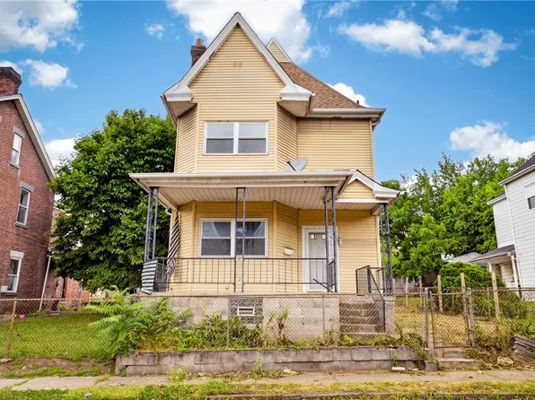 906 1st St, Mc Kees Rocks, PA 15136