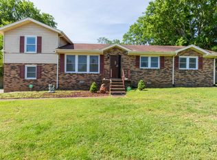 125 Timber Ridge Dr, Nashville, TN 37217