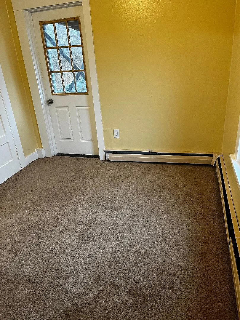 2 bed, 900 sqft, $1,750 — Photo 4