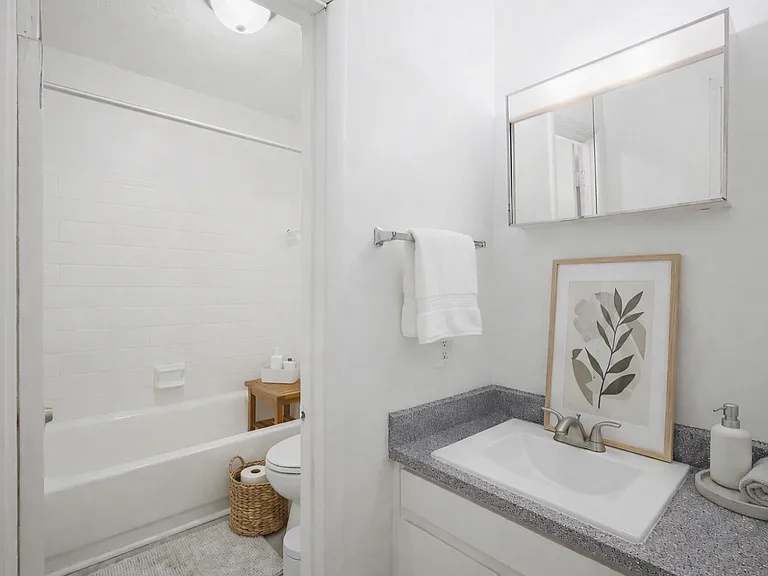 Hampton Hall | Comfort, Convenience, & Community All In One — Photo 253
