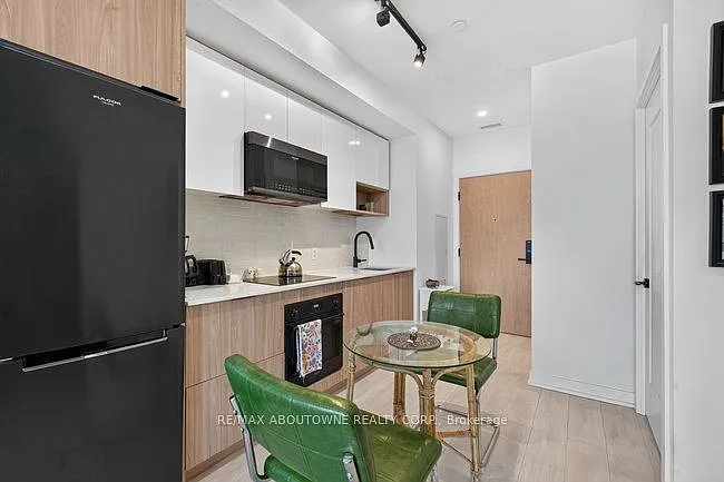 5 Defries St #1120 — Photo 13