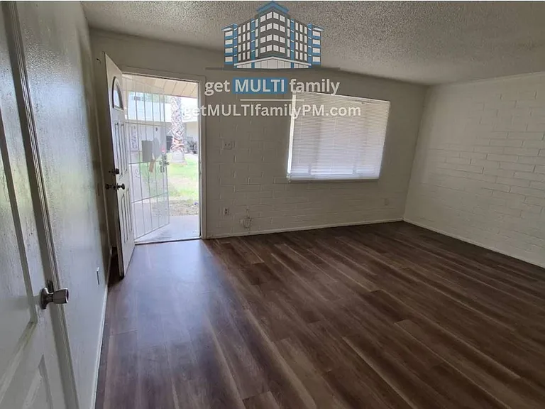 8407 E Coronado Rd #4 — Photo 22