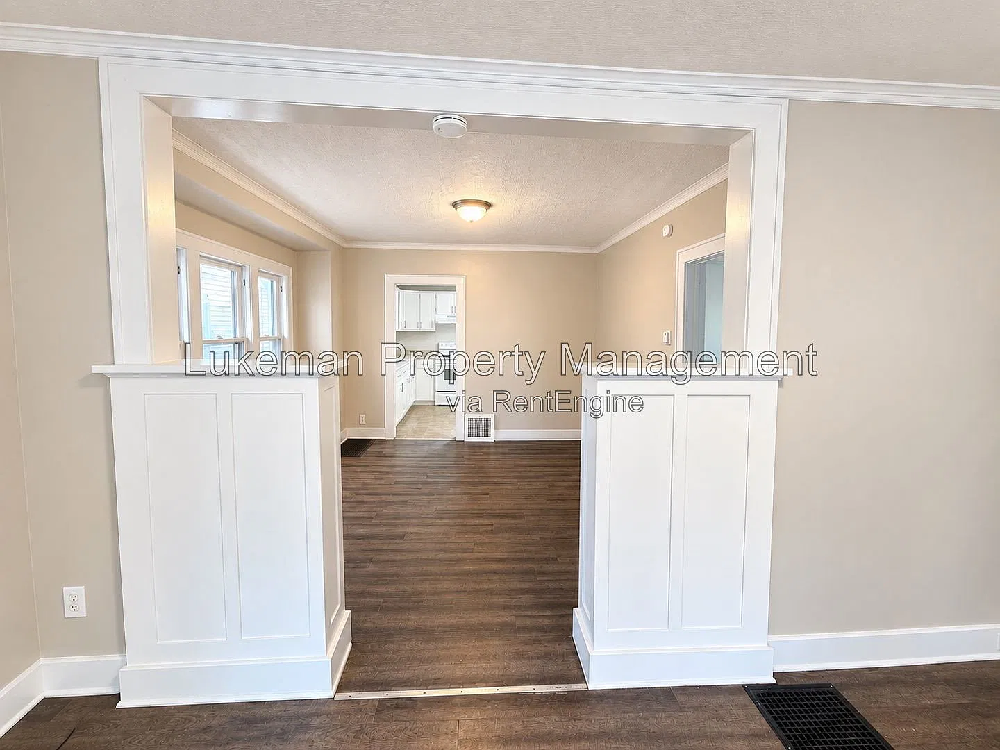 4 bed, 1.5 bath, 1437 sqft, $1,600 — Photo 2