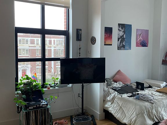 4th image of 41-21 28th St #5J