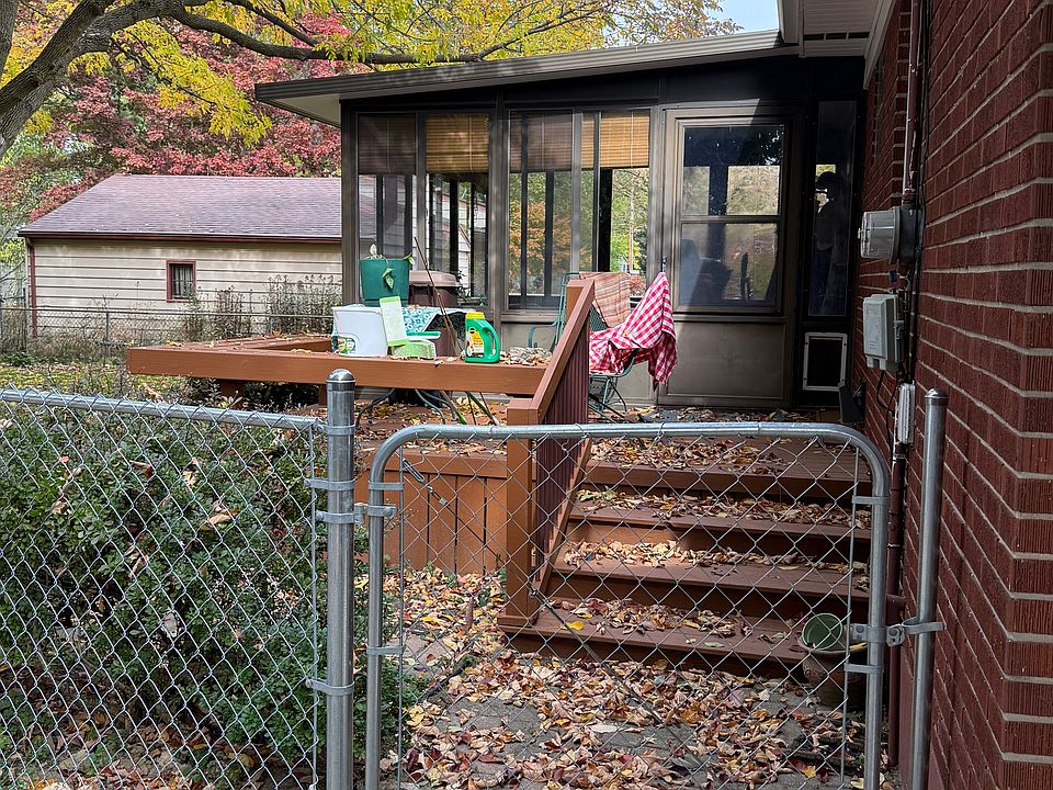 2nd image of 5837 Beuna Pkwy