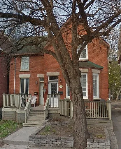 415 Lisgar St