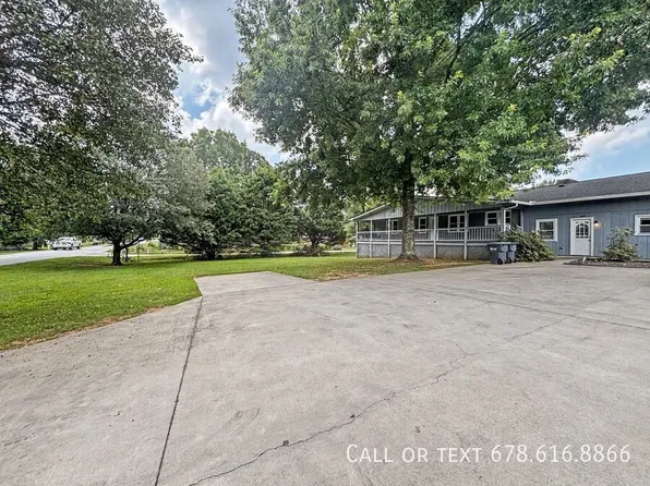 560 Lee Byrd Rd #A, Loganville, GA 30052