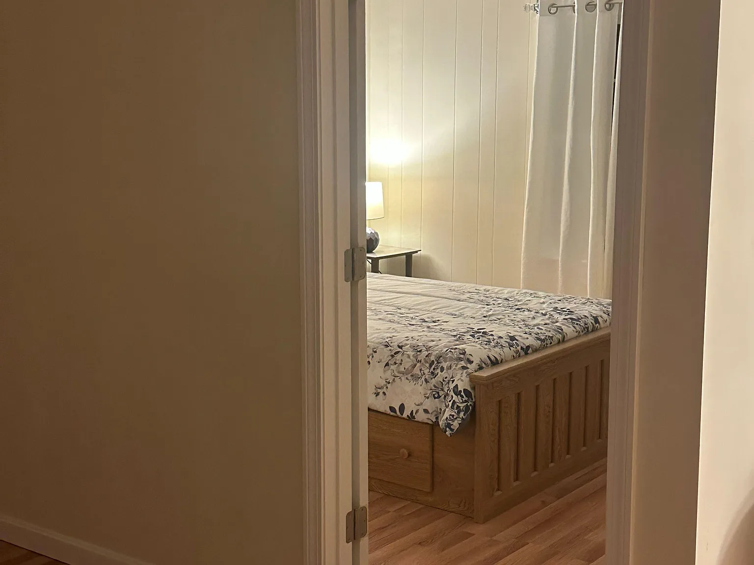 2 bed, 2.0 bath, 2840 sqft, $1,594 — Photo 1