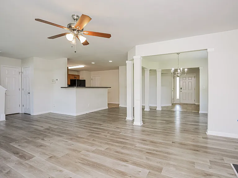 3771 Burtons Barn St — Photo 5