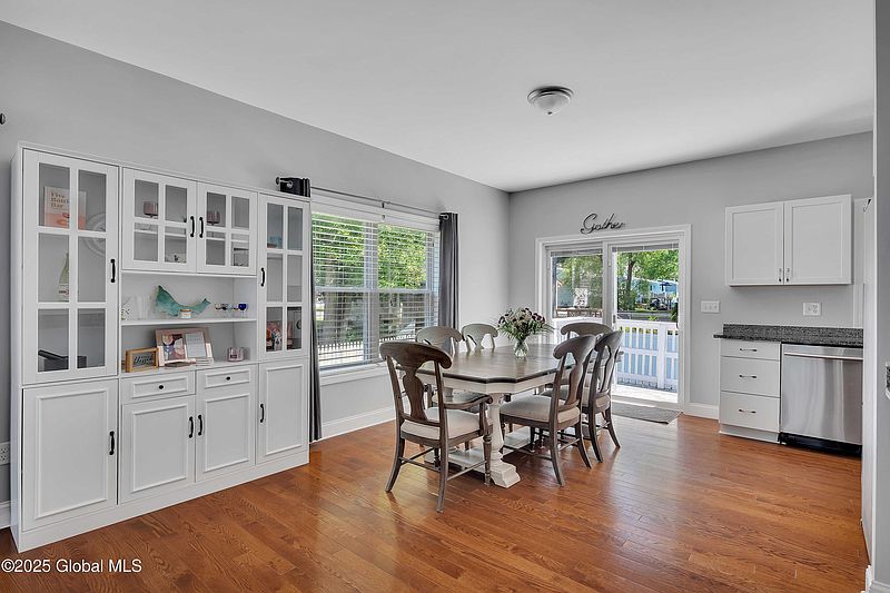 2nd image of 9 Sebring Avenue
