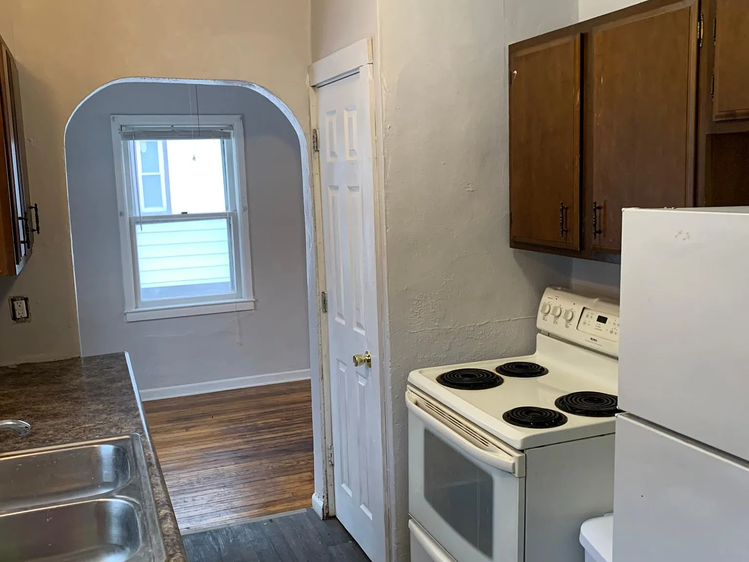 2 bed, 926 sqft, $900 — Photo 4