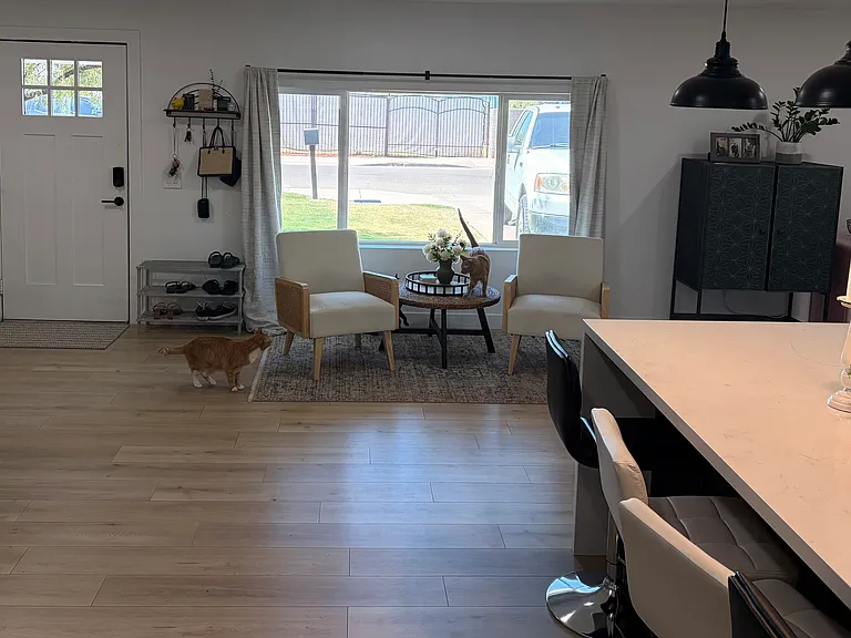 3102 E McKinley St — Photo 8