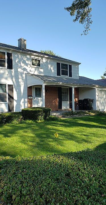 1st image of 206 Woodmere Dr