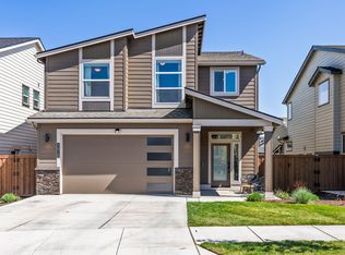 3010 NE Red Jasper Pl, Bend, OR 97701