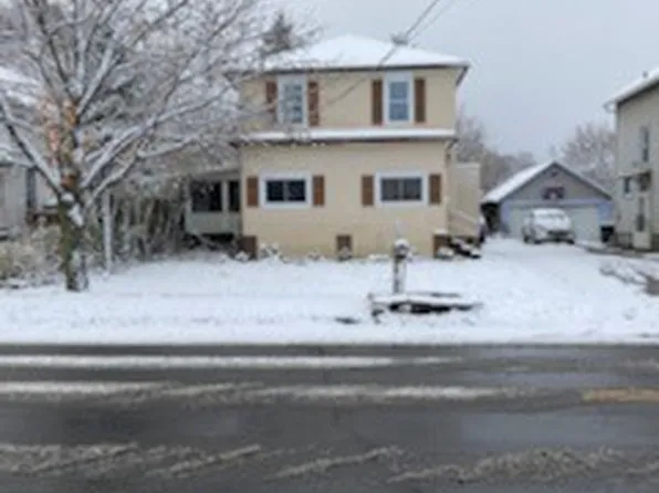 41 Maple St, Dansville, NY 14437