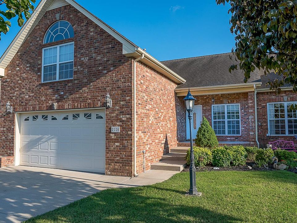 1st image of 2220 Stanford Ct