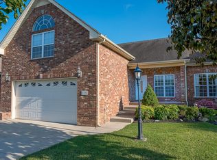 2220 Stanford Ct, Murfreesboro, TN 37130