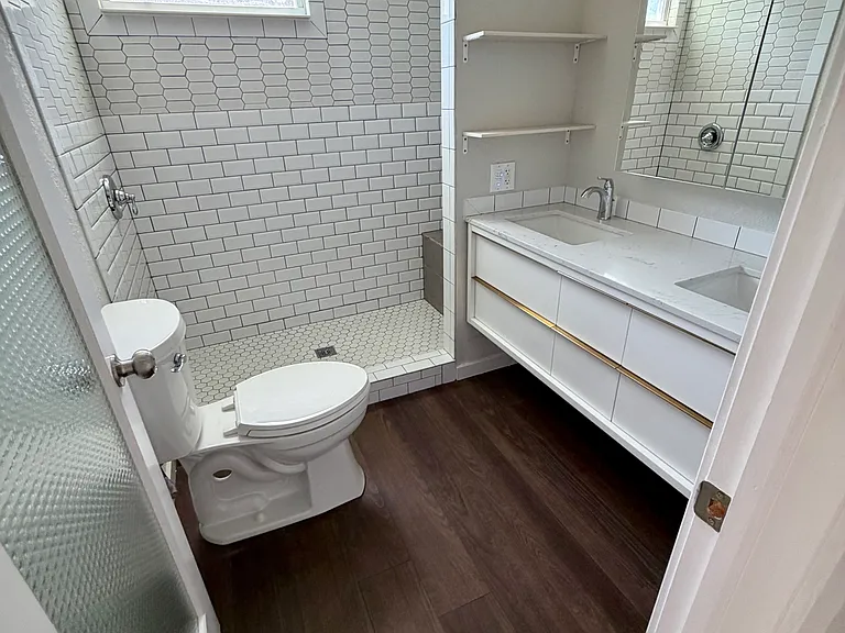 440 Cypress St — Photo 11