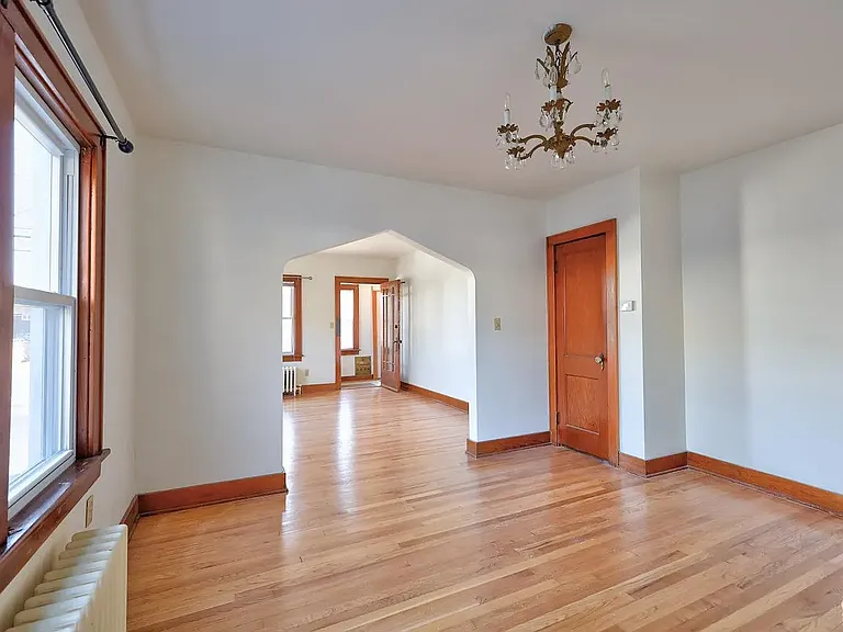 825 Union St #4 — Photo 5