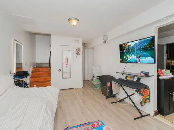 163 Boyd Street image 8 of 18