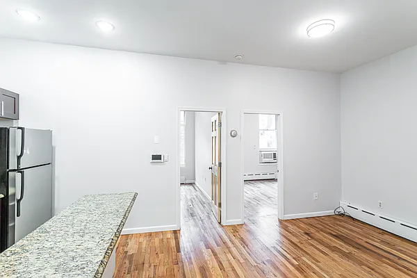 Rented by Cooper & Cooper Real Estate | media 14