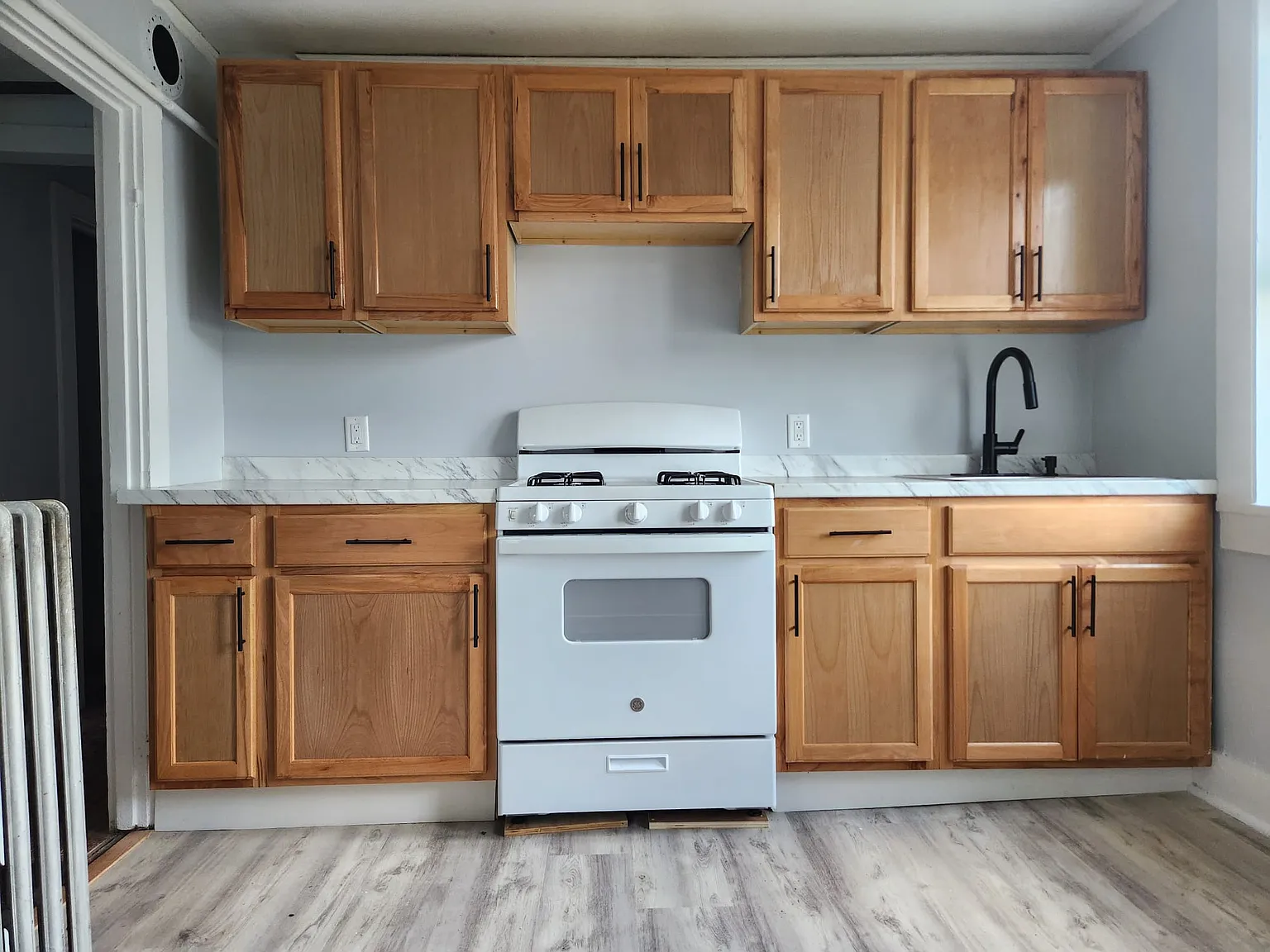 2 bed, 670 sqft, $1,800 — Photo 1