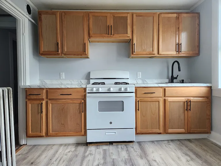 9 Park St #S6 — Photo 1