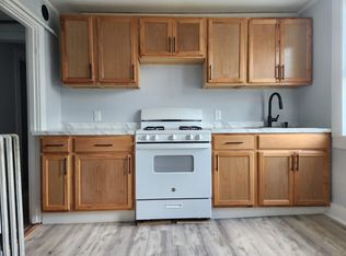 9 Park St #S6, Stockbridge, MA 01262