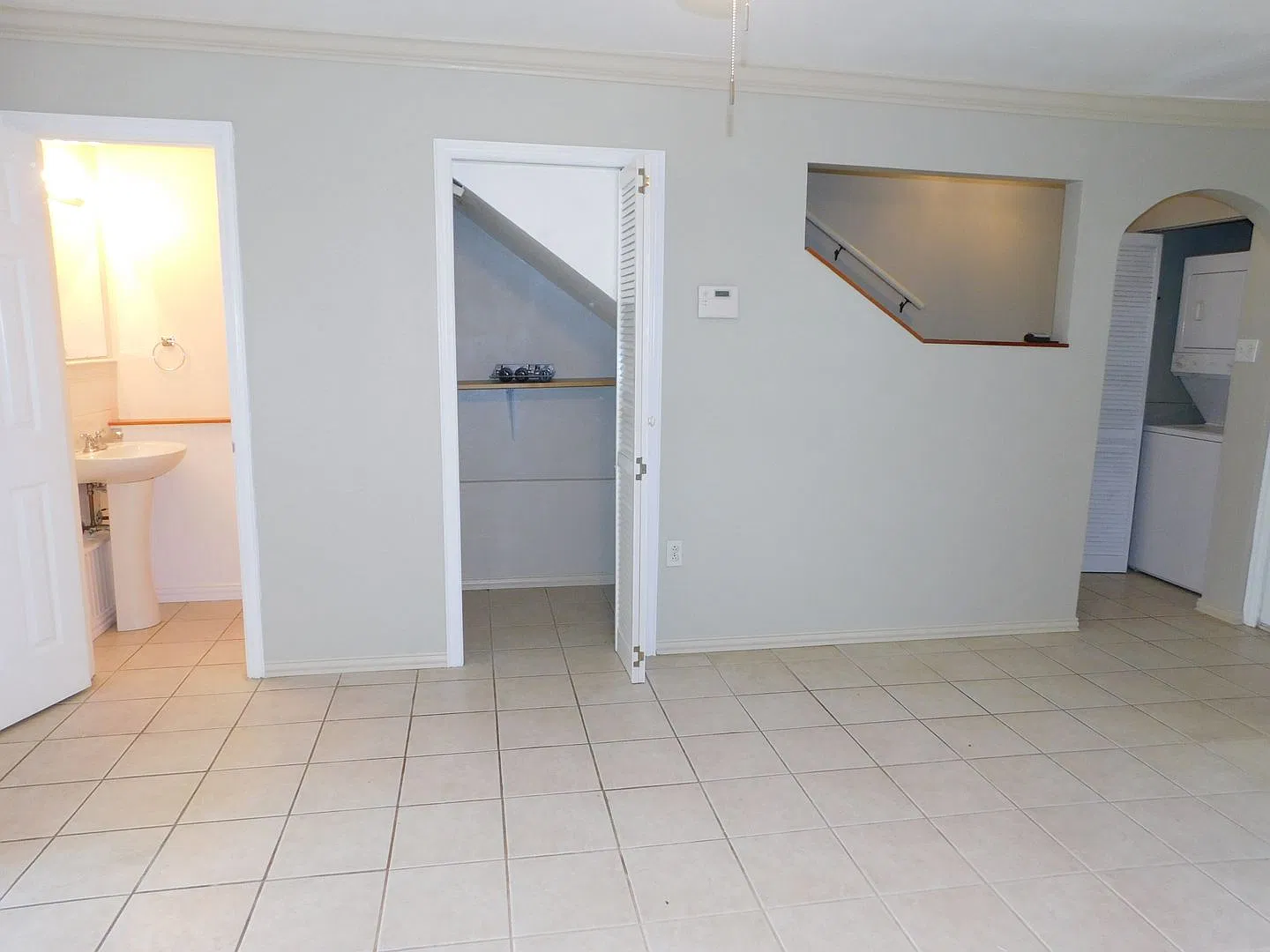 Oakdell Manor Condominium — Photo 3